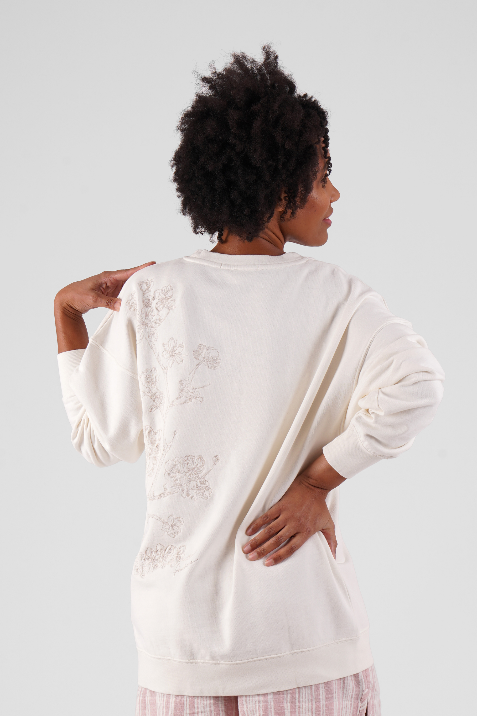 Salix blossom-embroidered ethical-cotton sweatshirt - Moonlight White
