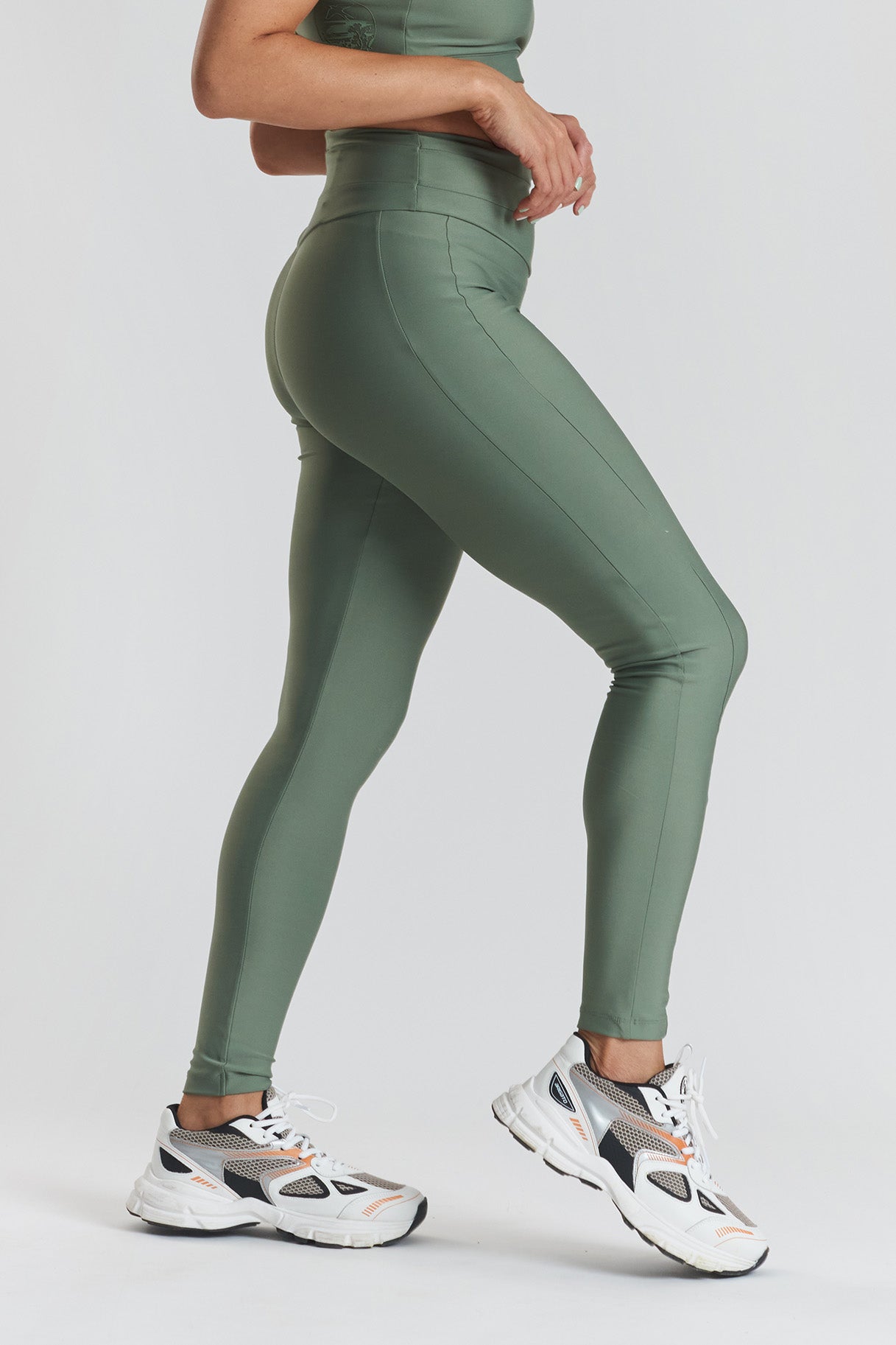 Cycad recycled-fabric performance leggings - Sea Spray Khaki