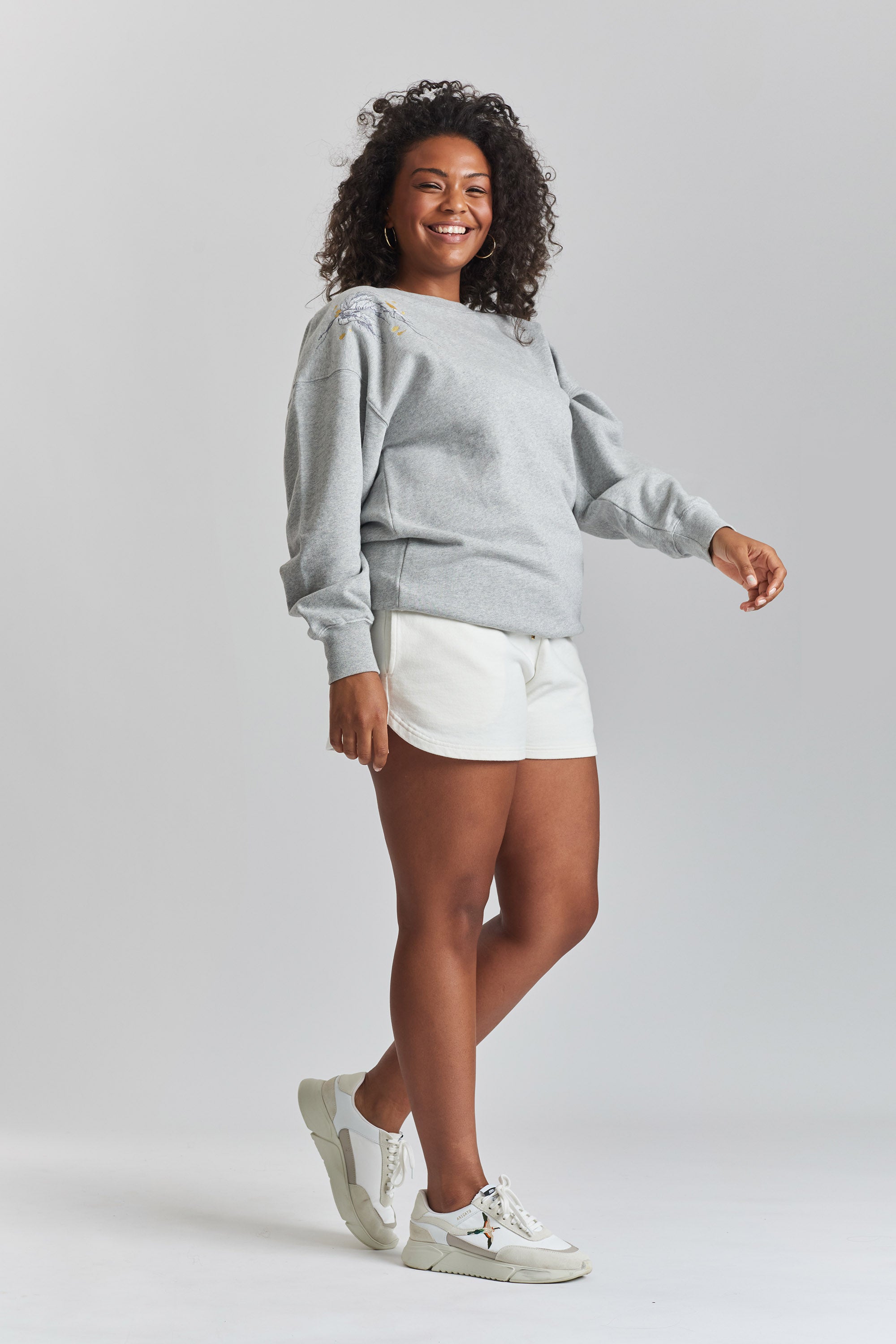 Simia orchid-embroidered ethical-cotton sweatshirt - Mist Marl Grey