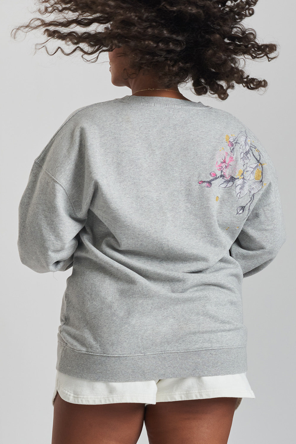 Simia orchid-embroidered ethical-cotton sweatshirt - Mist Marl Grey
