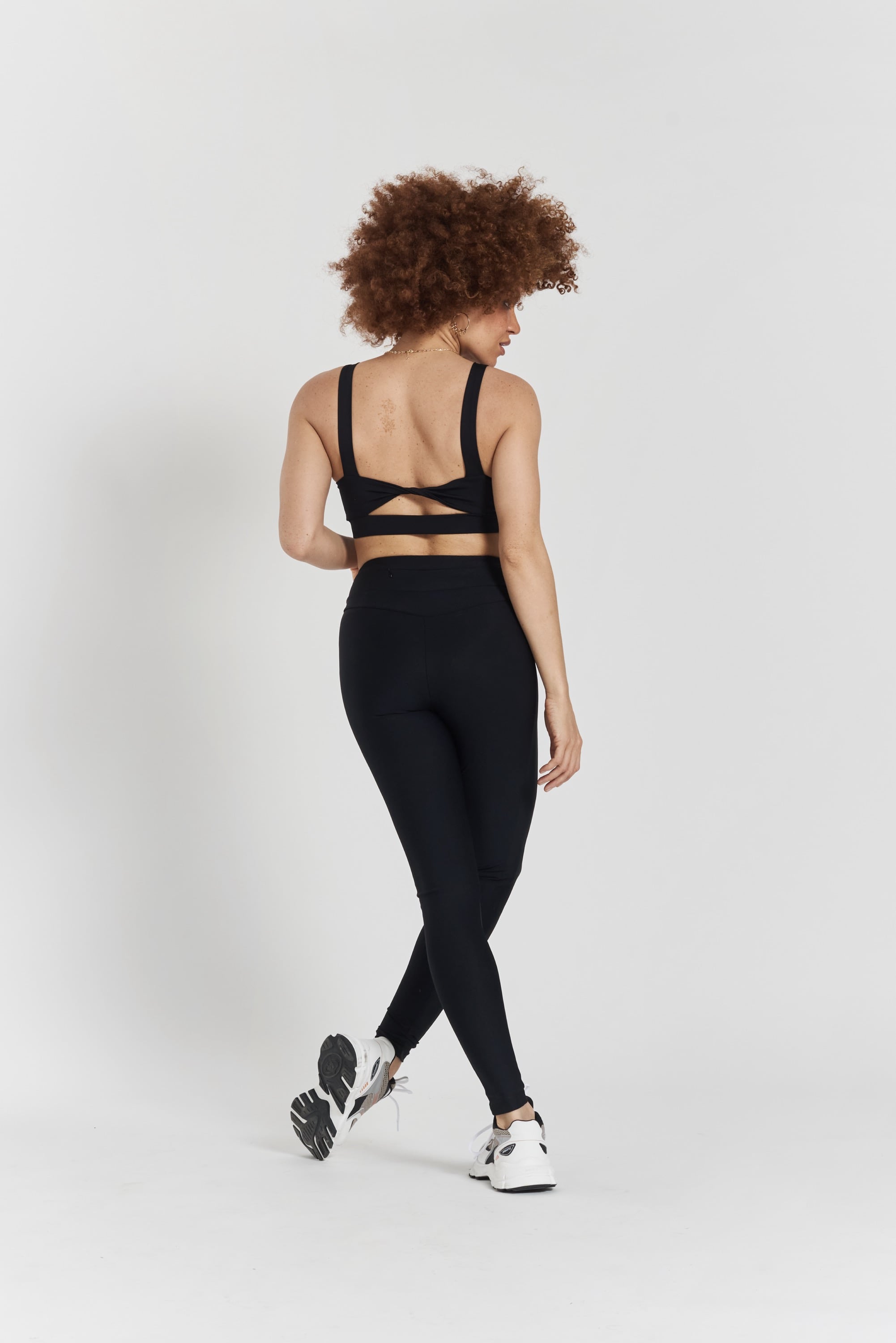 Cycad performance leggings - Volcanic Black