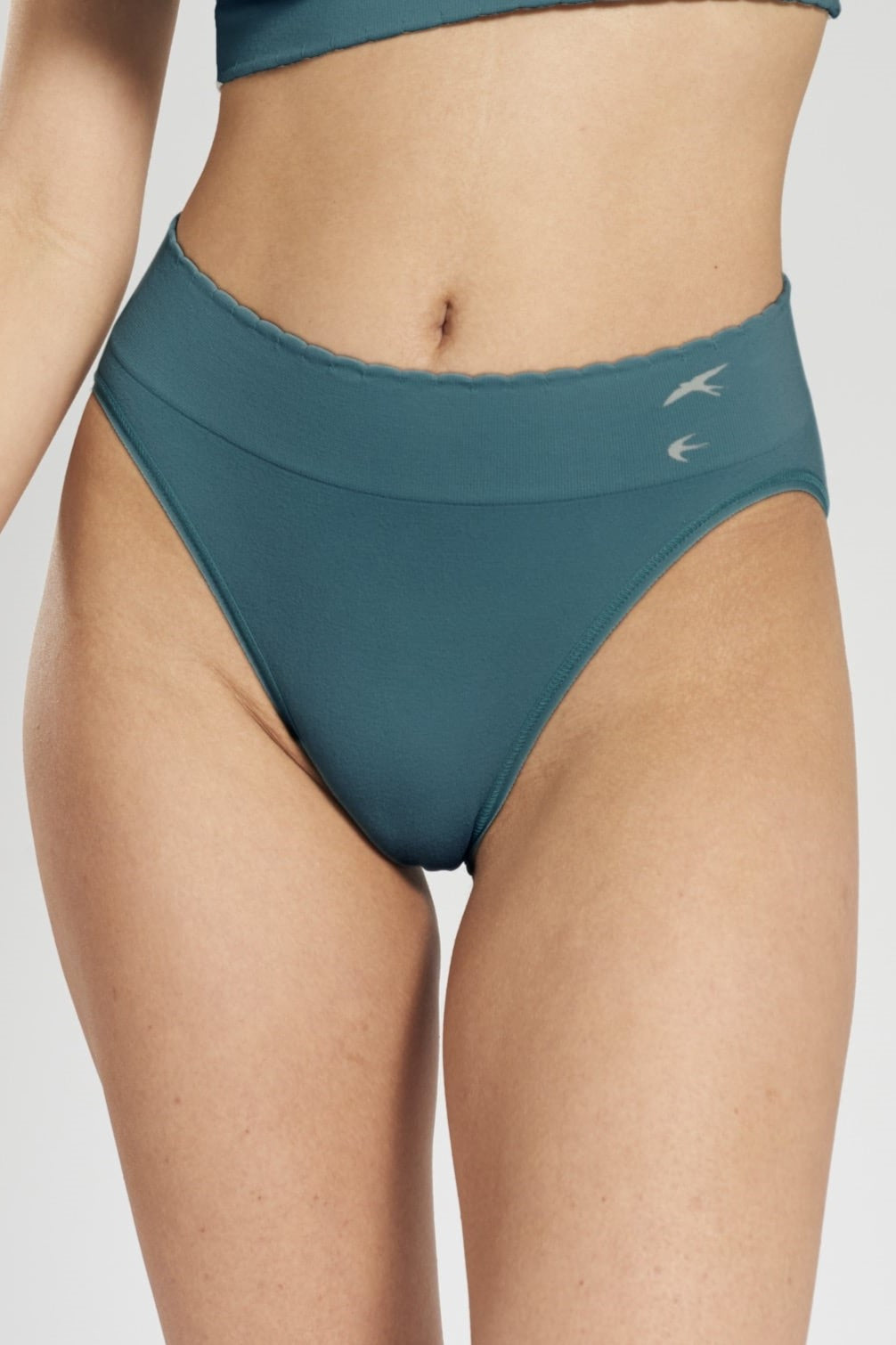 Asagao seamless stretch bamboo briefs Seabed
